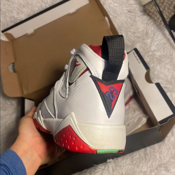 Air Jordan 7 retro BG hare size 5.5y (around woman’s 7.5). - Picture 2 of 5